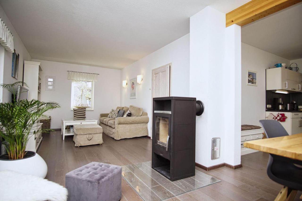 Komfortables Haus Mit Kamin, Sauna, Garten, Terrasse - Ferienhaus Sternschnuppe Wiek auf Rügen Exteriér fotografie