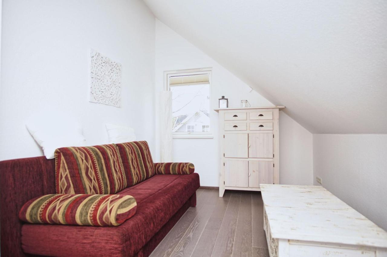Komfortables Haus Mit Kamin, Sauna, Garten, Terrasse - Ferienhaus Sternschnuppe Wiek auf Rügen Exteriér fotografie